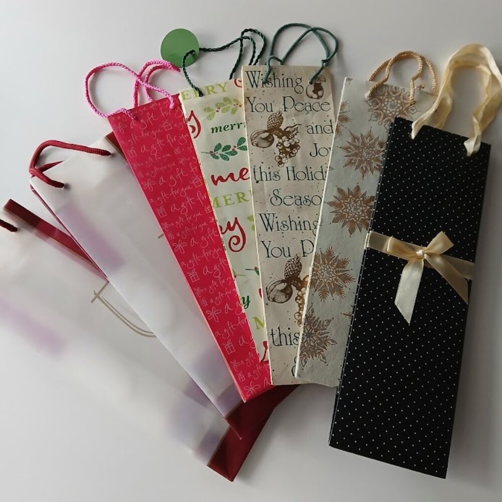 Christmas - Holiday Wine gift bags (7)